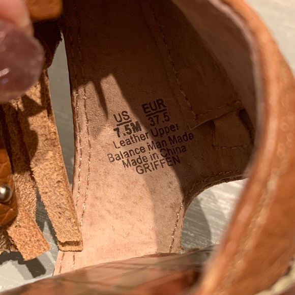 Sam Edelman “Griffen” Leather Brown fringe gladiator sandals 7.5M NWT - Picture 14 of 14